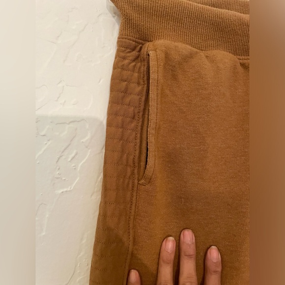 🔥 Cat & Jack brown jogger sweats. 8-10. Quilted panel design down legs. GUC. - Picture 6 of 8